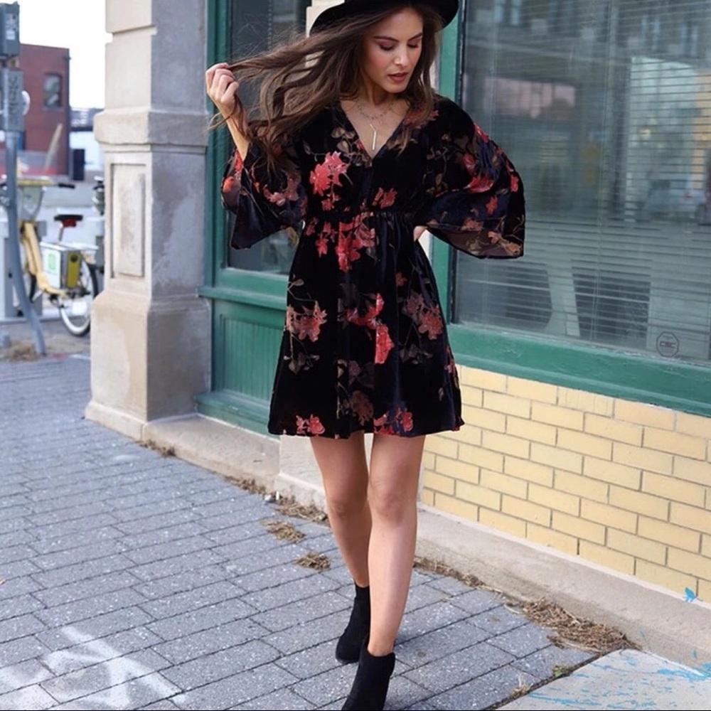 Boho Velvet Floral Bell Sleeve Dress